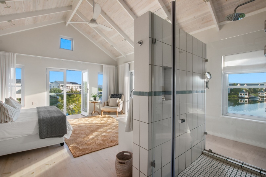 5 Bedroom Property for Sale in Thesen Islands Western Cape